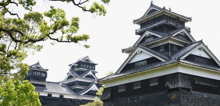 Antigüo castillo en Japón colapsa por los recientes terremotos