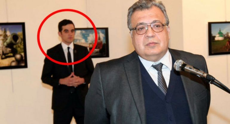 Asesinan al embajador de Rusia en Turquía