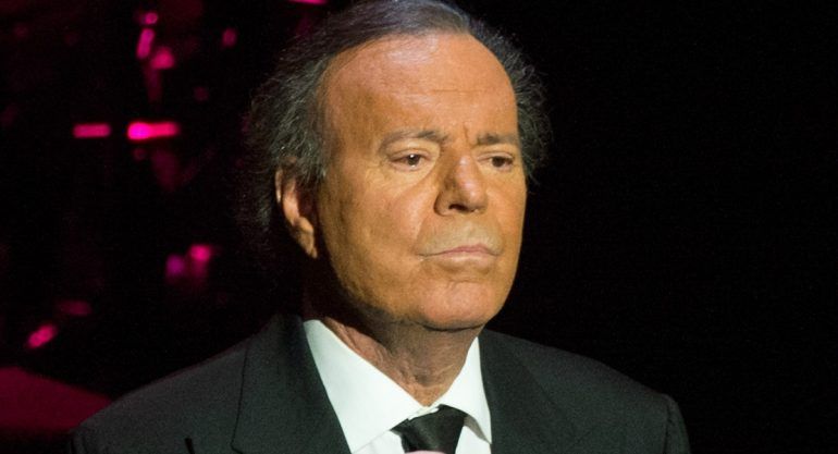Confirman que Julio Iglesias tiene un hijo secreto de 40 años