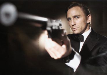 Daniel Craig