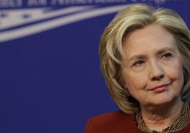 Desmayo pone en jaque salud de Hillary Clinton