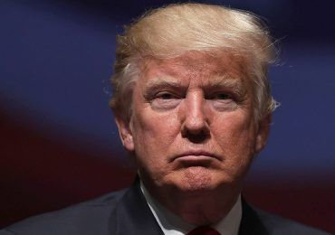 Destrozan estrella de Trump en el Paseo de la Fama de Hollywood