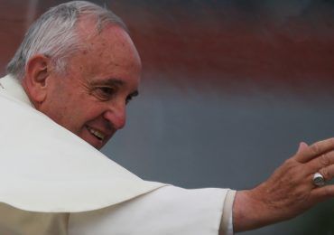 El Papa sufre caída en Polonia