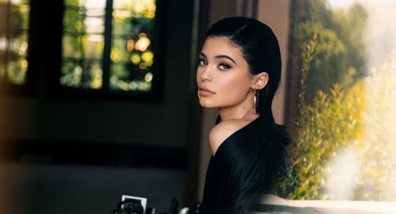 El impresionante regalo que ha recibido Kylie Jenner tras dar a luz