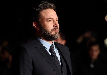 El padre de Ben Affleck culpa a Hollywood del alcoholismo del actor