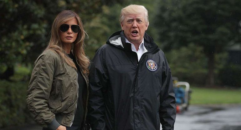 El polémico outfit de Melania Trump en su visita a víctimas en Texas