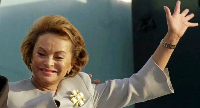 Elba Esther Gordillo es hospitalizada