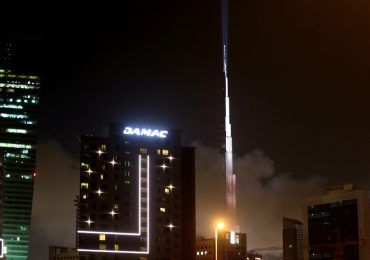 Fuego destruye rascacielos en Dub?i