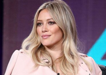 Hilary Duff le da el último adiós a su perrito Dubois