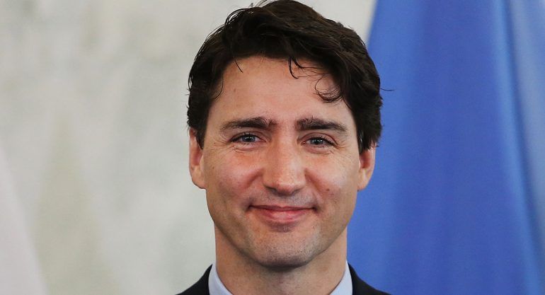 Justin Trudeau presume calcetines para celebrar el Star Wars Day