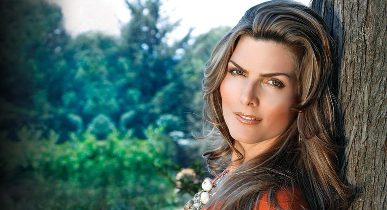 Montserrat Oliver: la conductora más intrépida de México