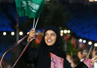 Mujeres votan por primera vez en Arabia Saudita