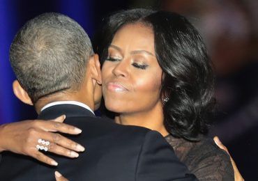 Obama rompe en llanto al hablar de su esposa Michelle