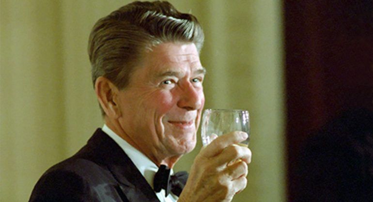 Subastarán cartas inéditas de Ronald Reagan