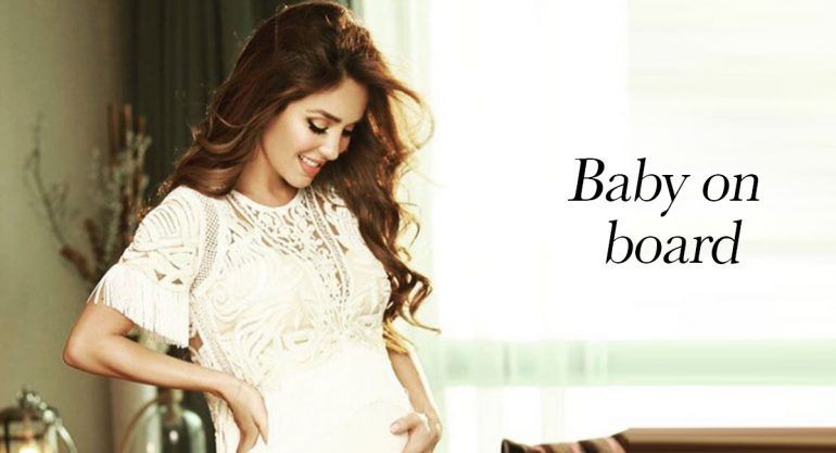 ¡Anahí ya practica los cuidados como mamá!