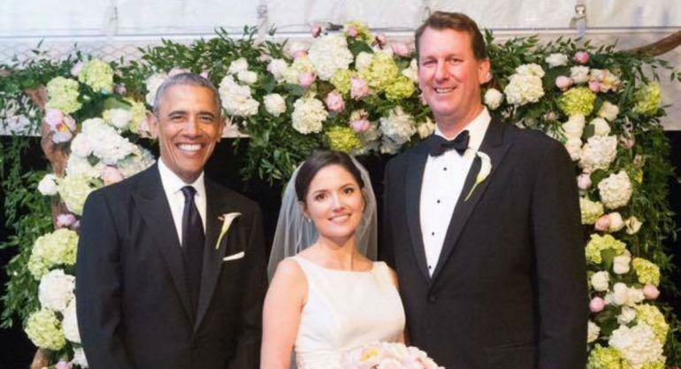 ¡Barack Obama dejó de ser Presidente para ser padrino de boda!