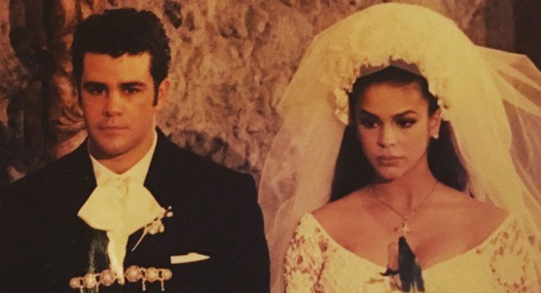 ¡Biby Gaytán y Eduardo Capetillo celebran su aniversario de bodas!